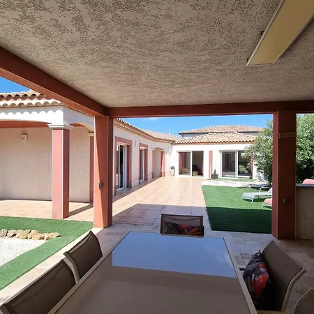 Les Bouzigues Et 6 Places Nyaraló
